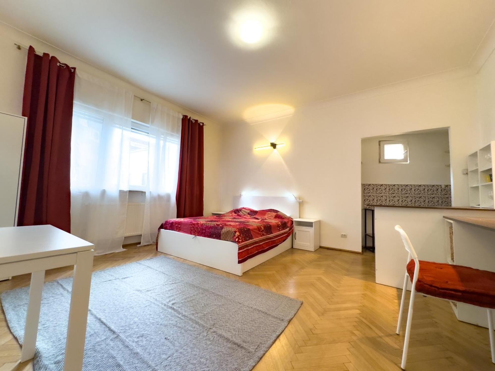 Central Retreat Apartments Bucureşti Ngoại thất bức ảnh