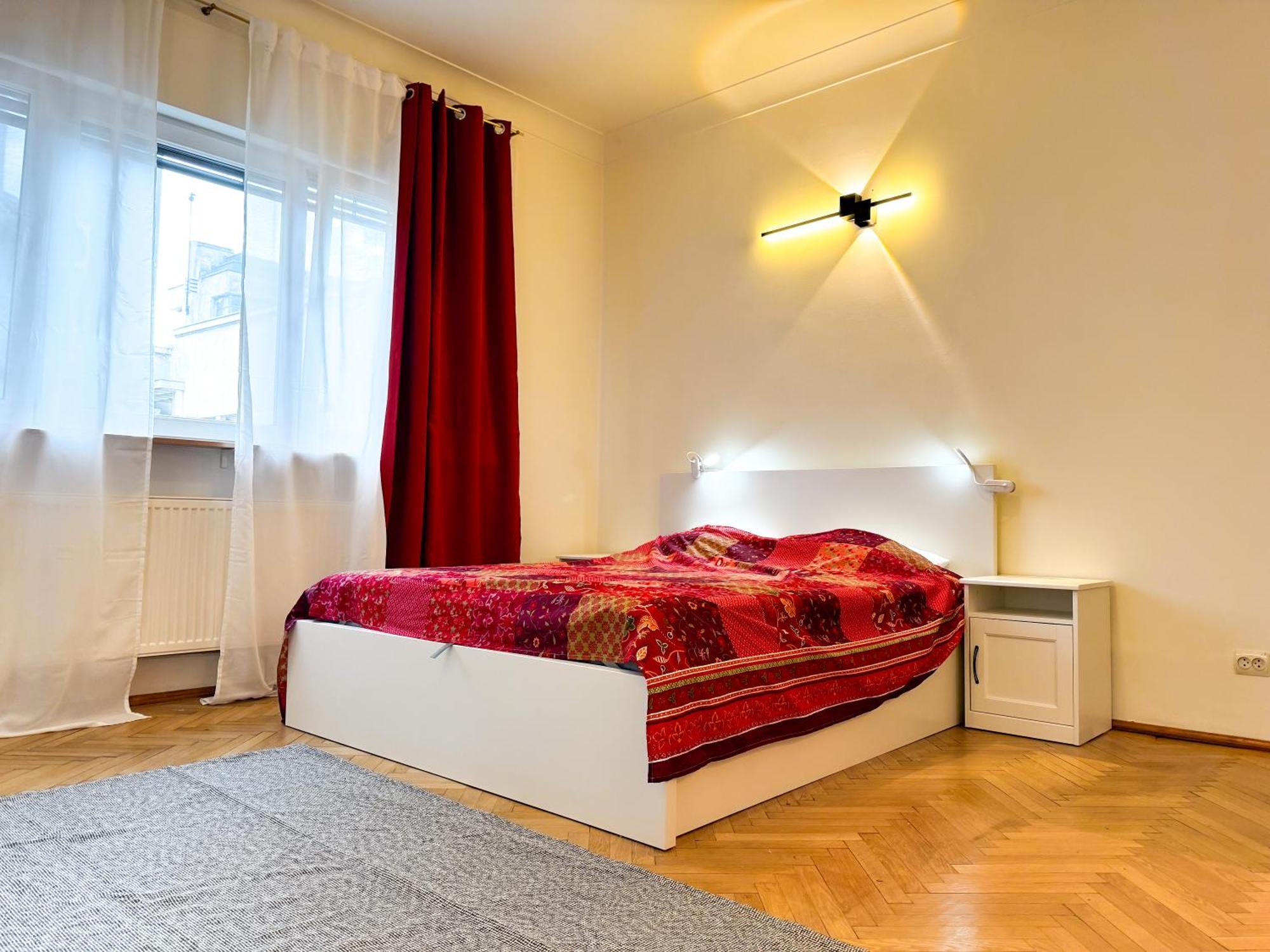 Central Retreat Apartments Bucureşti Ngoại thất bức ảnh
